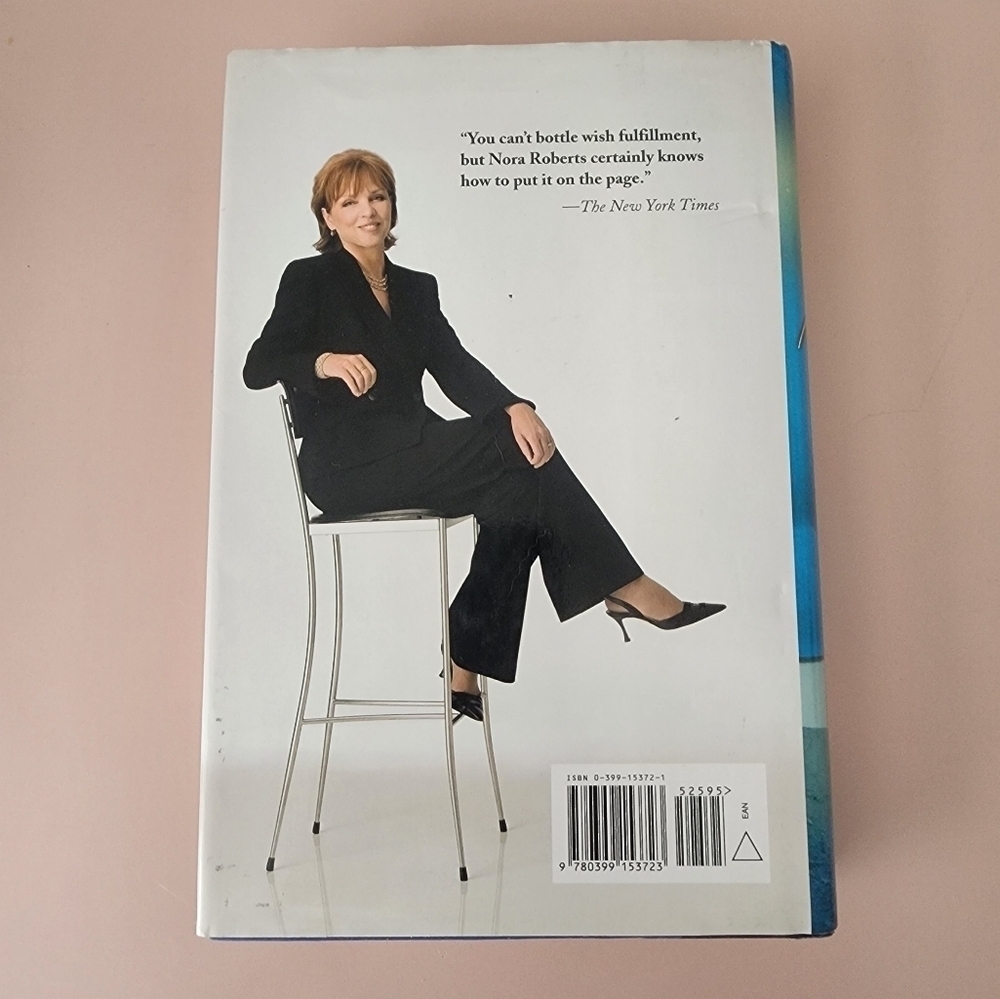 Nora Roberts "Angels Fall" Hardback Book - Picture 2 of 7